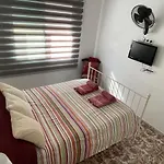Flores Bliss Kwatera prywatna Sitges